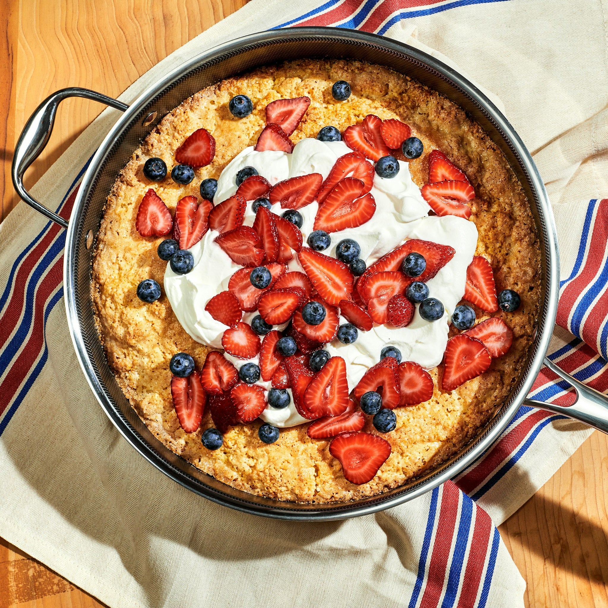 Hybrid Deep Sauté Pan with Lid, 4.5-Qt